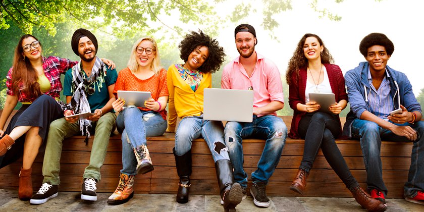 Bridging the gap between free agency and traditional employment Bridging the gap between free agency and traditional employment